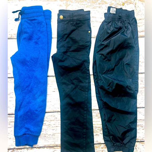 Boys size 6/7 bundle of clothes. Excellent condition. Brands include H&M, Adidas - Picture 6 of 7